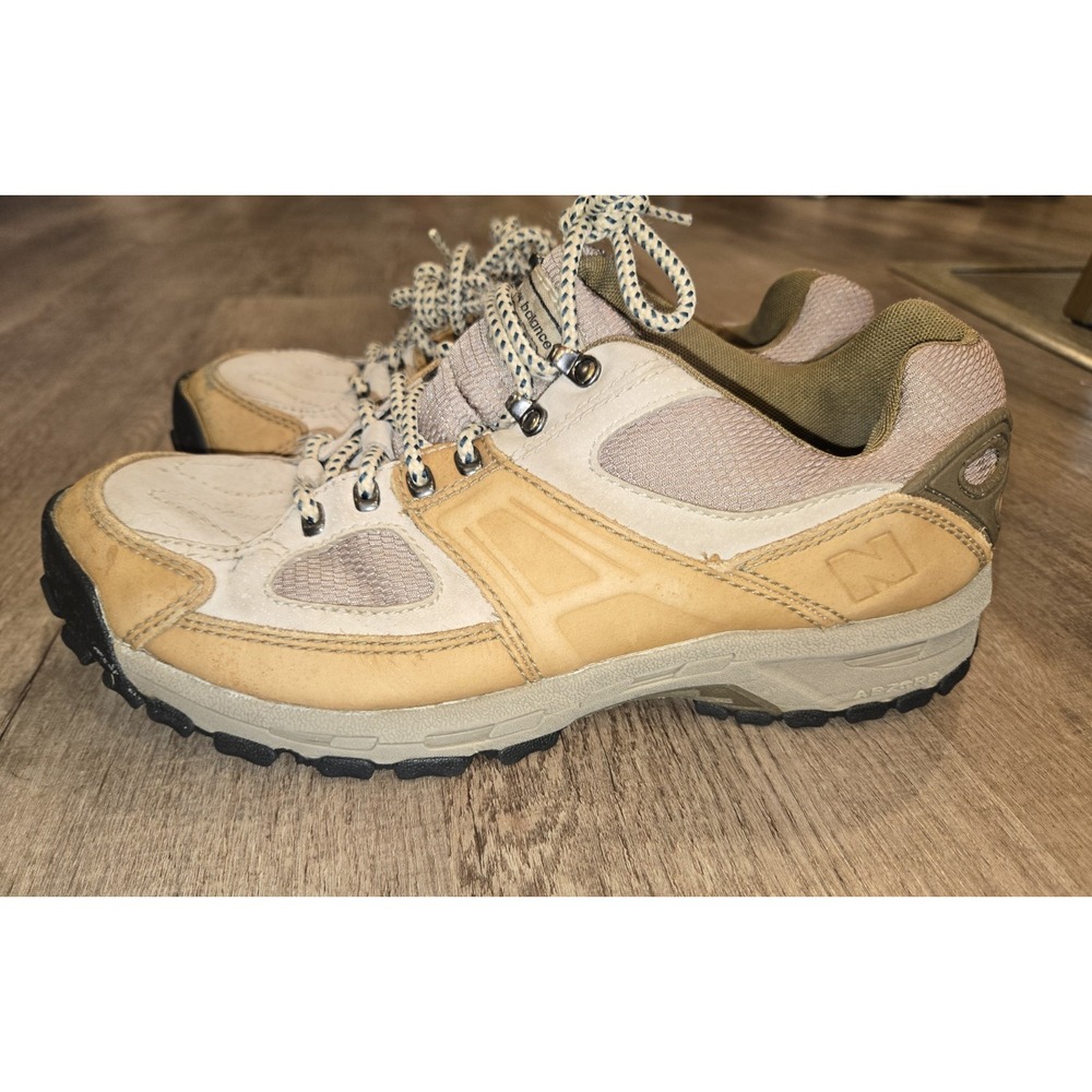 New Balance Country Walk 748